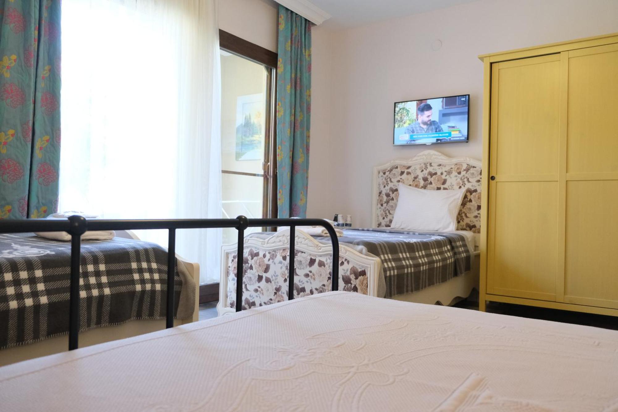 Niluefer Butik Otel (Adults Only) Ayvalik Exterior foto