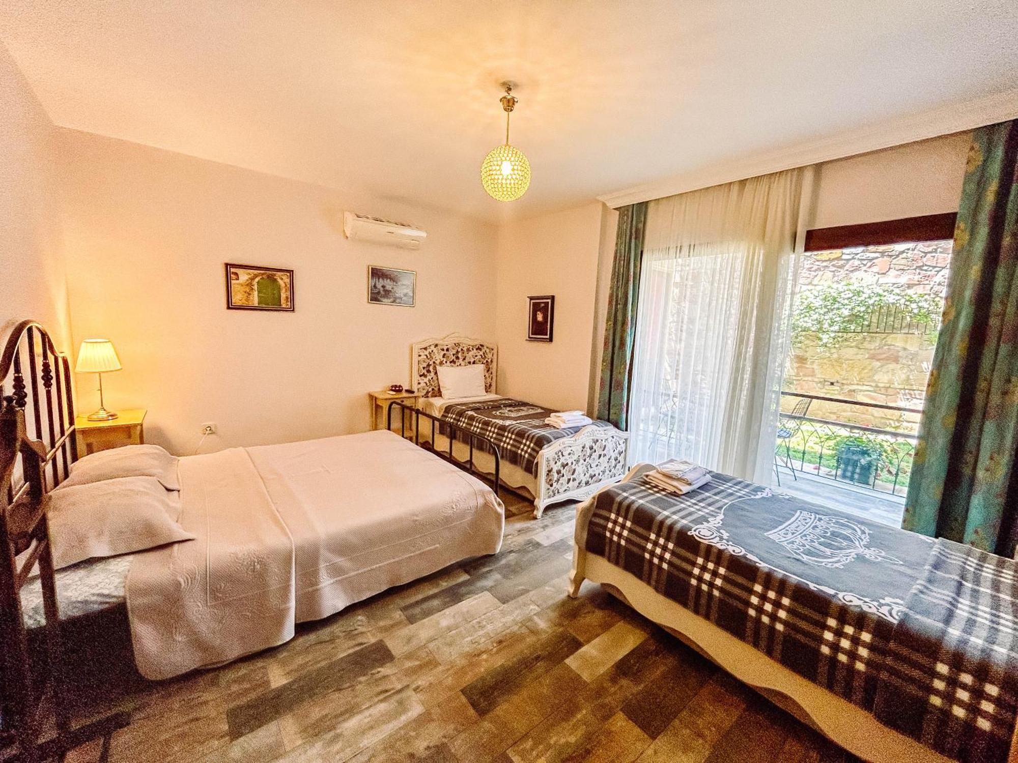 Niluefer Butik Otel (Adults Only) Ayvalik Exterior foto