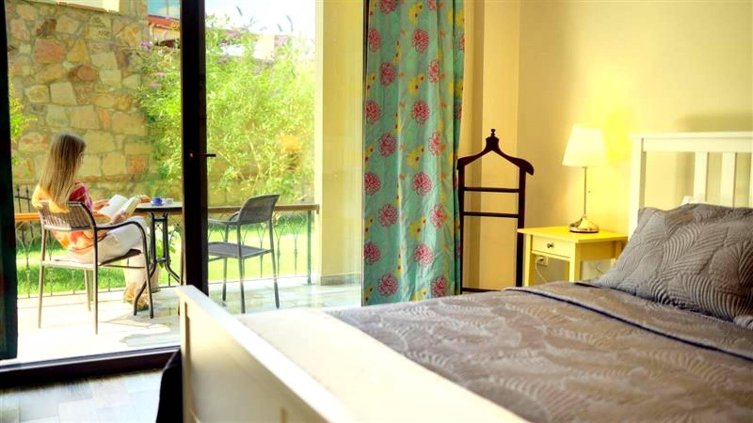 Niluefer Butik Otel (Adults Only) Ayvalik Exterior foto